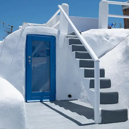 Ambience Cave * Oia (Santorini)